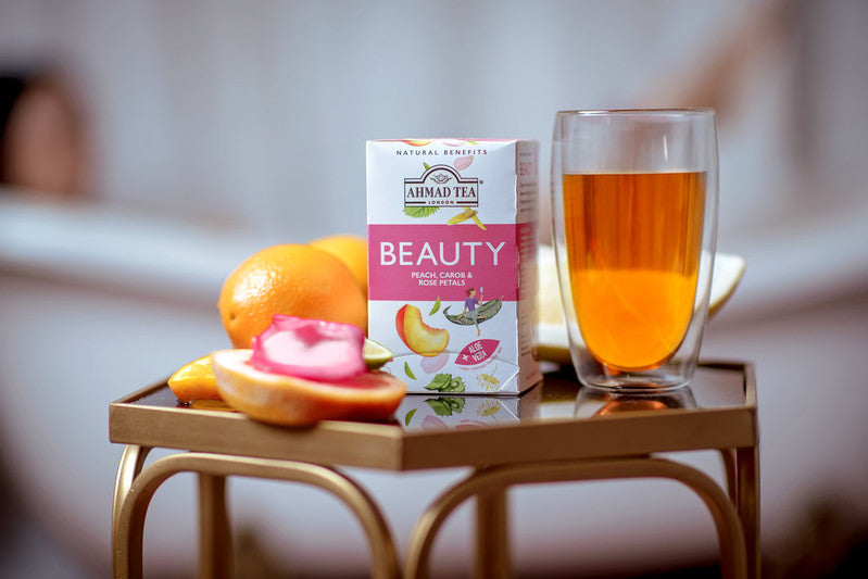 Peach, Carob & Rose Petals "Beauty" Infusion 20 Teabags - Lifestyle image